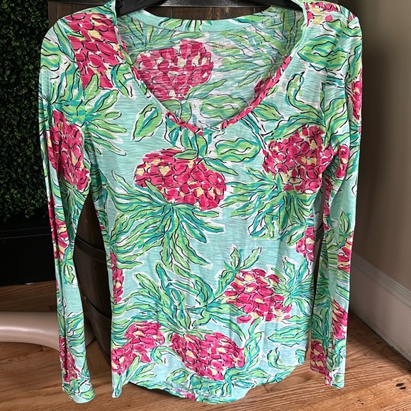 Lilly Pulitzer long sleeve - Picture 1 of 5